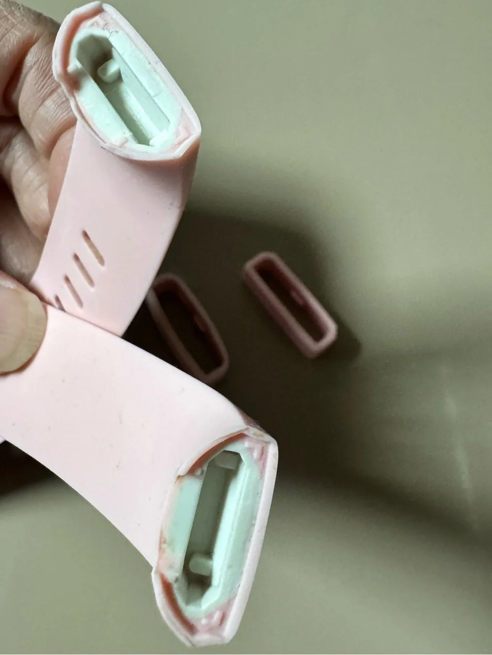 FitBands pink silicone replacement band for FitBit Charge 3 or 4